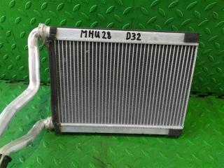 Радиатор печки TOYOTA KLUGER ACU20W 2 ракурс Радиатор печки TOYOTA KLUGER ACU20W 2 ракурс