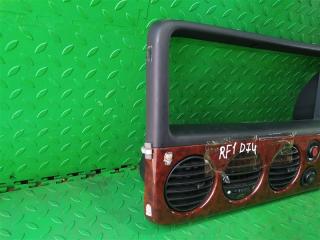 Консоль магнитофона HONDA STEPWGN RF1 2 ракурс
