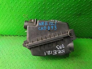 Корпус воздушного фильтра TOYOTA COROLLA NZE121 1NZ-FE 3 ракурс