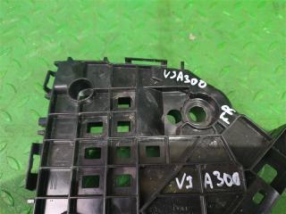 Крепление бампера правое переднее TOYOTA LAND CRUISER VJA300 V35A-FTS 52115-60280 2 ракурс Крепление бампера правое переднее TOYOTA LAND CRUISER VJA300 V35A-FTS 52115-60280 2 ракурс