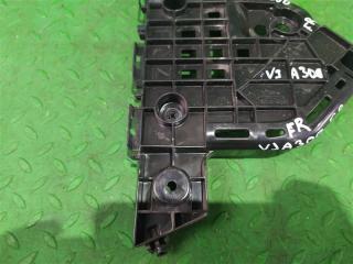 Крепление бампера правое переднее TOYOTA LAND CRUISER VJA300 V35A-FTS 52115-60280 4 ракурс Крепление бампера правое переднее TOYOTA LAND CRUISER VJA300 V35A-FTS 52115-60280 4 ракурс