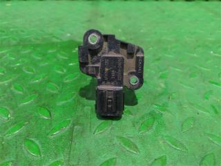 Расходомер воздушный TOYOTA LAND CRUISER VJA300 V35A-FTS 2220424010 2 ракурс Расходомер воздушный TOYOTA LAND CRUISER VJA300 V35A-FTS 2220424010 2 ракурс