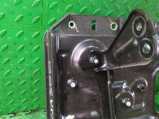 Подставка под аккумулятор TOYOTA LAND CRUISER VJA300 V35A-FTS 2 ракурс