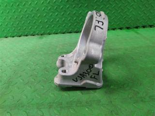 Кронштейн левый TOYOTA LAND CRUISER VJA300 V35A-FTS 2 ракурс Кронштейн левый TOYOTA LAND CRUISER VJA300 V35A-FTS 2 ракурс
