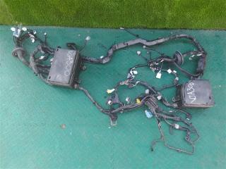 Проводка моторного отсека TOYOTA LAND CRUISER VJA300 V35A-FTS 1 ракурс