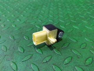 Датчик airbag TOYOTA LAND CRUISER VJA300 V35A-FTS 8983152130 3 ракурс