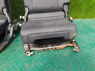 Сидение заднее TOYOTA LAND CRUISER VJA300 V35A-FTS 3 ракурс Сидение заднее TOYOTA LAND CRUISER VJA300 V35A-FTS 3 ракурс
