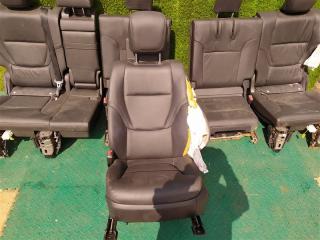 Сидение TOYOTA LAND CRUISER VJA300 V35A-FTS 2 ракурс