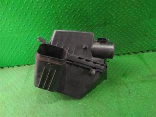 Корпус воздушного фильтра TOYOTA CROWN GRS182 3GR-FSE 4 ракурс
