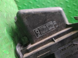 Корпус воздушного фильтра TOYOTA AQUA NHP10 1NZ-FXE 5 ракурс