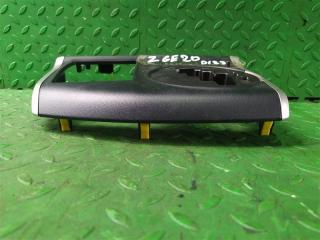 Консоль кпп TOYOTA WISH ZGE20 4 ракурс