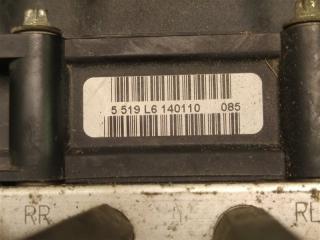 Блок abs DAIHATSU TANTO EXE L465S KF 89540B2200 4 ракурс