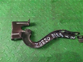 Петля капота TOYOTA WISH ZGE20 4 ракурс