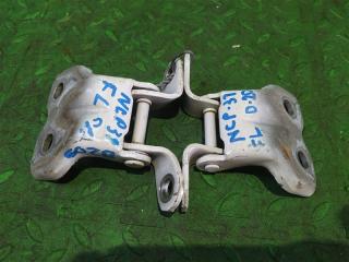 Петля дверная левая передняя TOYOTA BB NCP30 2 ракурс