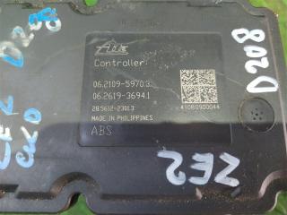 Блок abs HONDA INSIGHT ZE2 LDA 57110TM8J020 2 ракурс Блок abs HONDA INSIGHT ZE2 LDA 57110TM8J020 2 ракурс