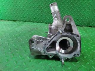 Корпус термостата TOYOTA ESTIMA ACR50 2AZ-FE 3 ракурс Корпус термостата TOYOTA ESTIMA ACR50 2AZ-FE 3 ракурс
