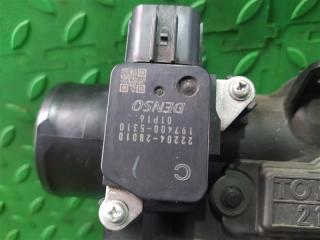 Корпус воздушного фильтра TOYOTA AQUA NHP10 1NZ-FXE 4 ракурс