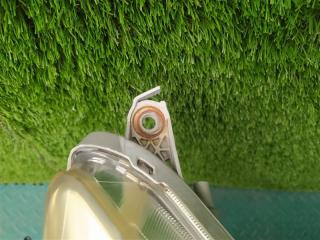 Nose cut TOYOTA ISIS ANM10 1AZ-FSE 44-61 3 ракурс