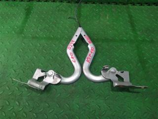 Петля капота TOYOTA VITZ KSP130 2 ракурс Петля капота TOYOTA VITZ KSP130 2 ракурс