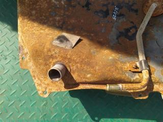 Бензобак TOYOTA KLUGER MCU20 1MZ-FE 77001-48050 2 ракурс