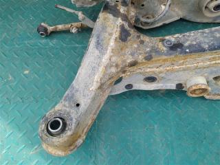 Балка подвески задняя TOYOTA KLUGER MCU25 1MZ-FE 2 ракурс