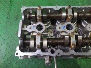 Головка блока цилиндров SUZUKI ESCUDO TDA4W J24B 4 ракурс