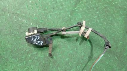 Датчик корректора фар задний TOYOTA ALLEX NZE121 1NZ-FE 2 ракурс