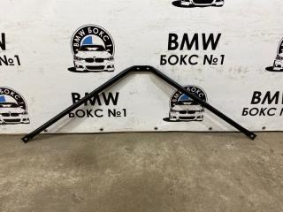 Запчасть распорка кузова передняя BMW 5