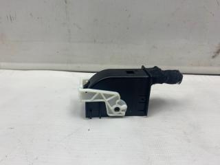Запчасть разъем AUDI A1 2012 8X CAXA 1K0937702D контрактная Разъем AUDI A1 2012 8X CAXA 1K0937702D контрактная
