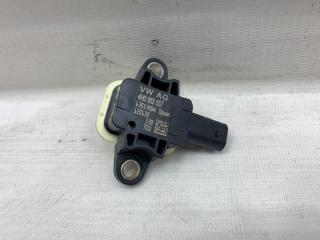 Запчасть датчик air bag AUDI A6 2013 C7 CHVA 4H0955557 контрактная Датчик AIR BAG AUDI A6 2013 C7 CHVA 4H0955557 контрактная