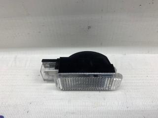 Плафон салонный A5 2010 8T CDNC