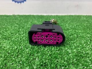 Запчасть разъем AUDI A4 2012