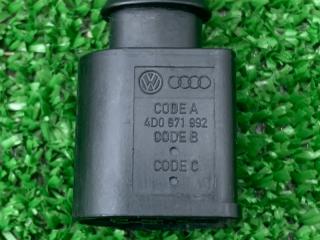 Разъем AUDI A4 B8 CDNC Разъем AUDI A4 B8 CDNC