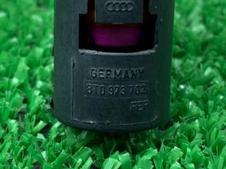 Разъем AUDI A4 B8 CDNC