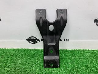 Запчасть кронштейн усилителя бампера VOLKSWAGEN PASSAT 2014