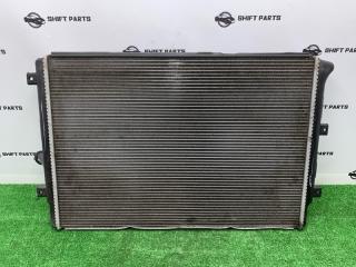 Радиатор охлаждения двигателя VOLKSWAGEN JETTA 2013 контрактная Радиатор охлаждения двигателя VOLKSWAGEN JETTA 2013