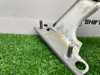 Кронштейн крыла передний левый AUDI A4 B8 CDHB