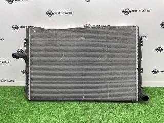 Радиатор охлаждения двигателя VOLKSWAGEN JETTA 2012 контрактная Радиатор охлаждения двигателя VOLKSWAGEN JETTA 2012