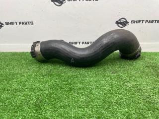 Патрубок интеркулера Mercedes-Benz A-klasse 2012-2018 контрактная Патрубок интеркулера Mercedes-Benz A-klasse 2012-2018