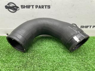 Патрубок интеркулера VOLKSWAGEN PASSAT 2017 контрактная Патрубок интеркулера VOLKSWAGEN PASSAT 2017