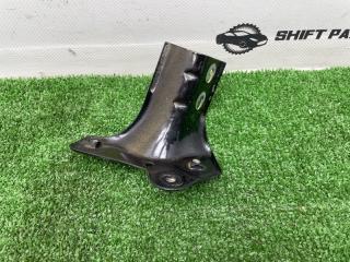 Кронштейн крыла передний правый SKODA Fabia 2012