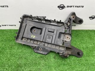 Запчасть крепление аккумулятора SKODA YETI 2012