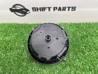 Моторчик зеркала правый AUDI A3 2014