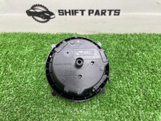 Запчасть моторчик зеркала правый AUDI Q3 2014