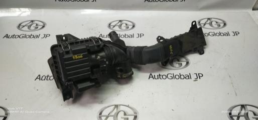 Корпус воздушного фильтра HONDA VEZEL RU3 LEB 1720151E008 3 ракурс