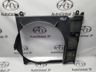 Диффузор радиатора INFINITI QX56 JA60, A60 VK56DE 214767S000 1 ракурс Диффузор радиатора INFINITI QX56 JA60, A60 VK56DE 214767S000 1 ракурс