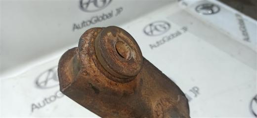 Рычаг правый передний MAZDA BONGO SKF2M RFT S4YS34300 2 ракурс