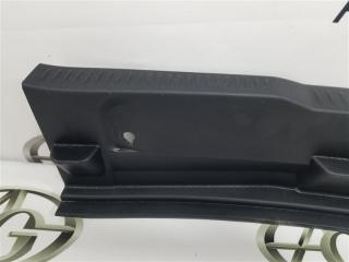 Накладка замка багажника TOYOTA AURIS NRE185H 8NR-FTS 6471612350C0 4 ракурс