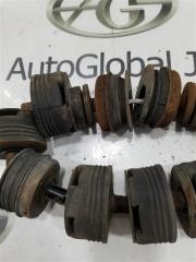 Подушка кузова NISSAN SAFARI VRGY60 TD42 95155C6000 4 ракурс Подушка кузова NISSAN SAFARI VRGY60 TD42 95155C6000 4 ракурс