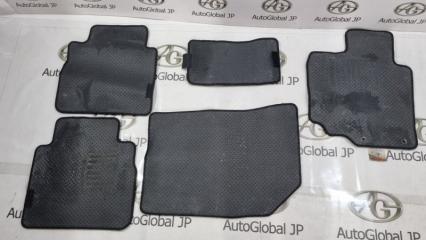 Коврики комплект SUZUKI SX4 S-CROSS YA22S M16A . 2 ракурс
